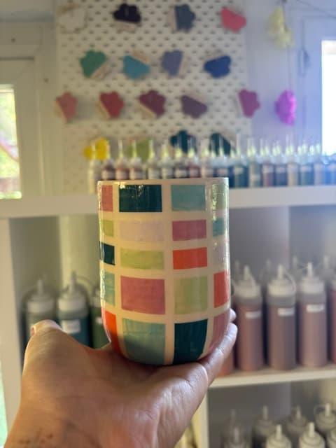 Mug au damier multicolore